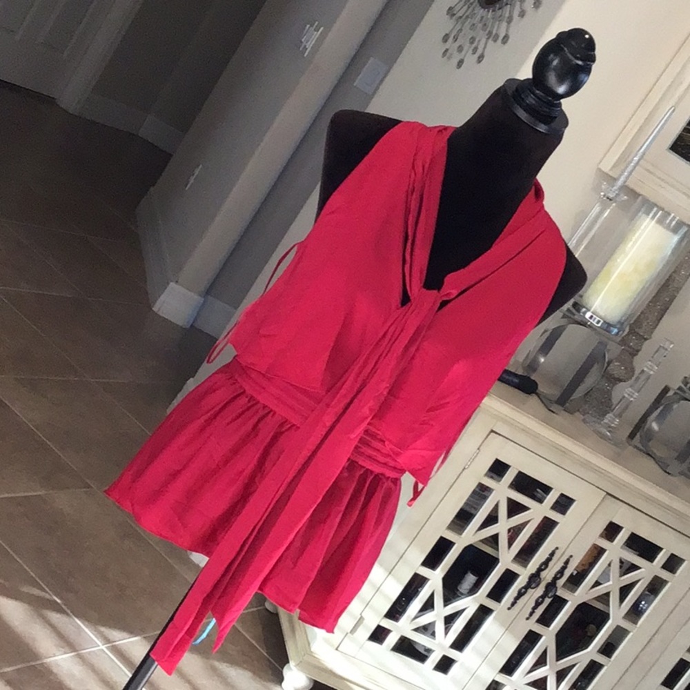 BCBGMAXAZRIA Caroline top, color is sangria, back zip, M, NWOT